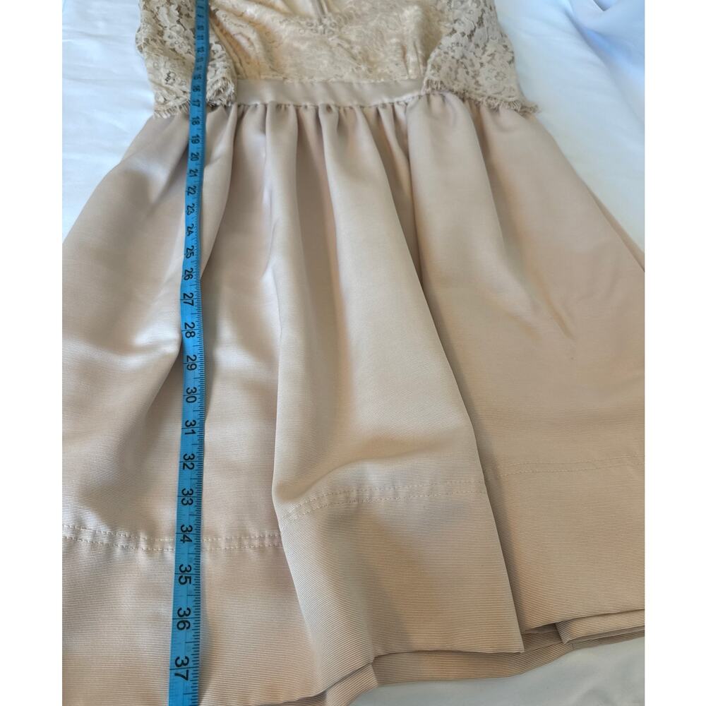 Eliza J Lace Fit & Flare Dress Beige Knee-Length Semi-Formal Dress Womens 12 - Picture 4 of 8